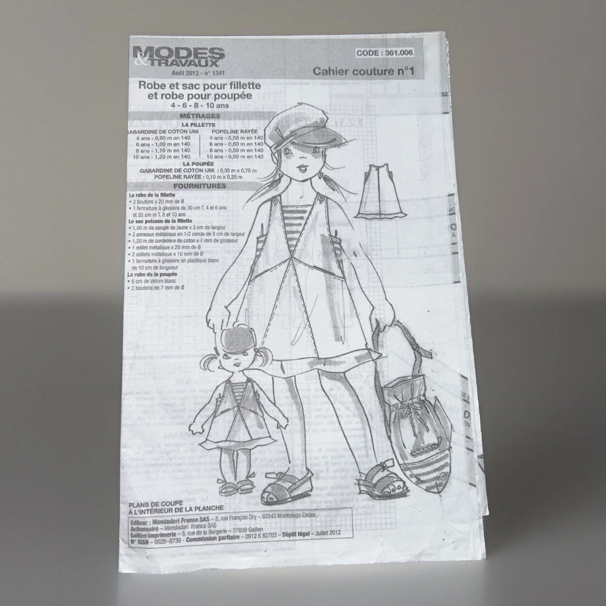 Patron De Couture Modes Et Travaux - Vêtements Pour Poupée - Numéro D'août 2020 COMPLET, Non Découpé - Occasion