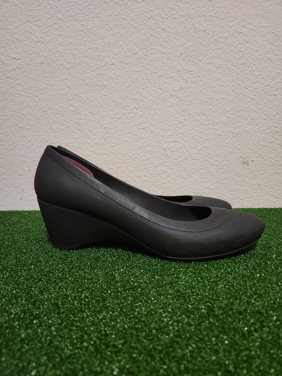 pump crocs