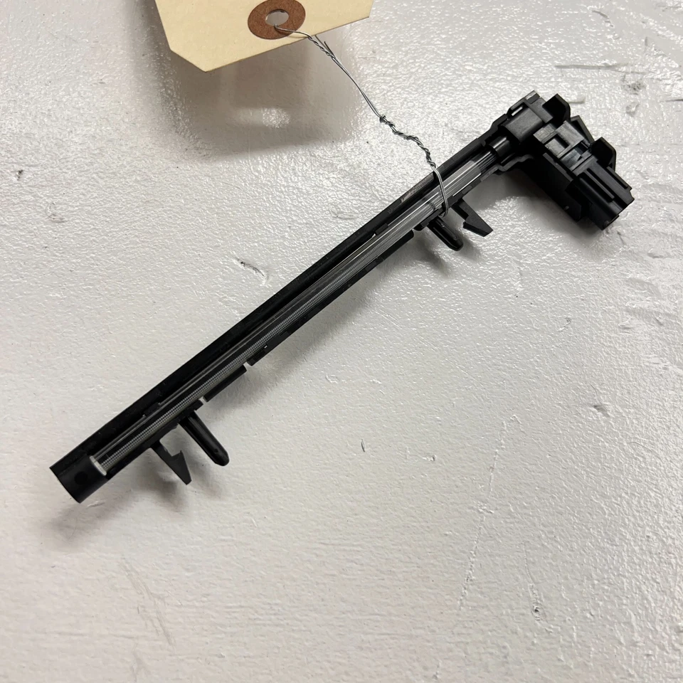 GMC Terrain 2018-2023 panel de instrumentos tablero-barra de luz conductor fabricante de equipos originales Foto 3 de 4