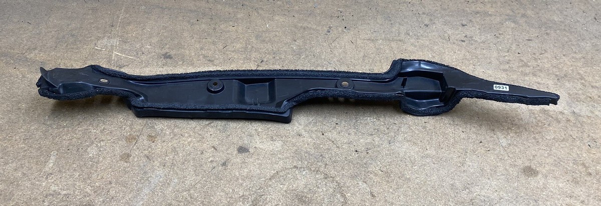 2018 - 2023 TOYOTA CAMRY FRONT LEFT FENDER REARWARD SPLASH