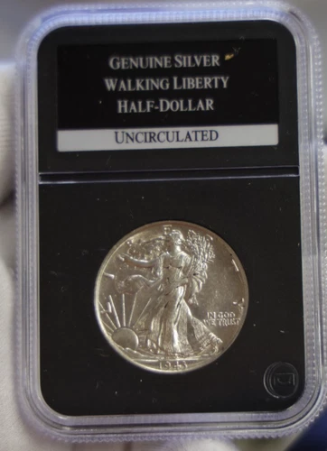 1943 Walking Liberty Half 50c Unc in PCS Holder