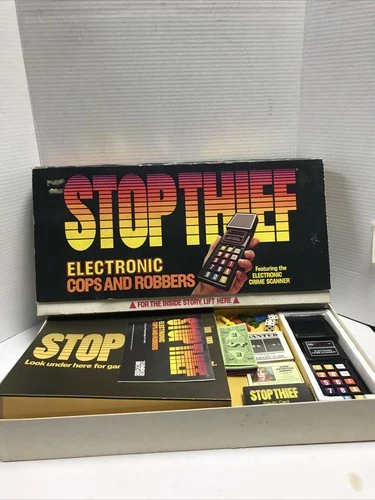 RARE Vintage 1979 "Stop Thief" Electronic Game by Parker Brothers Works