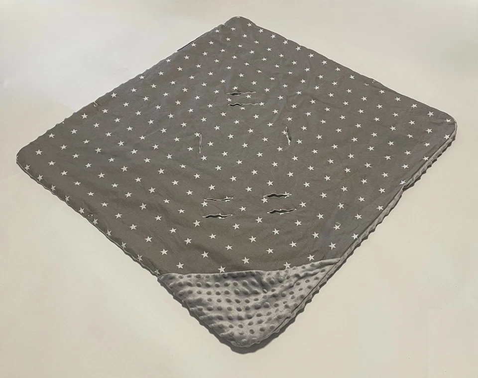 Babyschale Einschlagdecke MEDI Partners Sterne 85x85cm Grau Baumwolle Minky