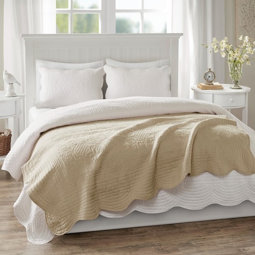 Madison Park Tuscany Oversized Quilted Throw with Scalloped Edges 60x72 - Picture 28 of 31