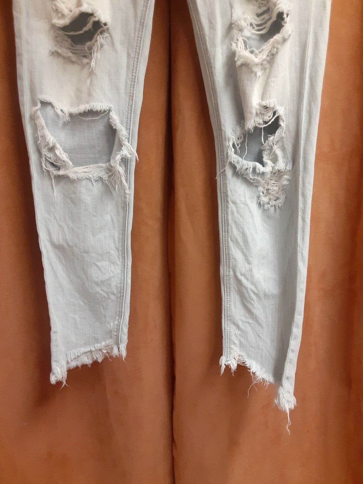 WOMEN'S AMERICAN EAGLE BUTTON DOWN DISTRESSED JEA… - image 6