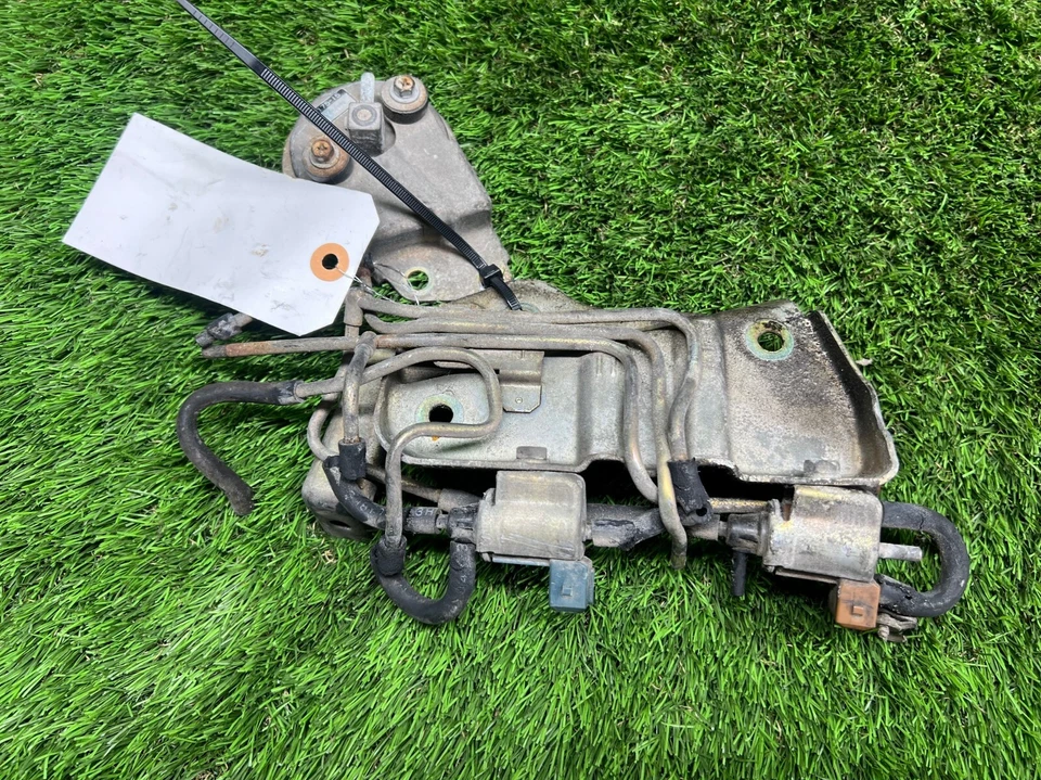 89-94 Nissan 240sx S13 KA24DE BPT Valve and Vacuum Hardline Plate *UNTESTED* - Image 3 of 4