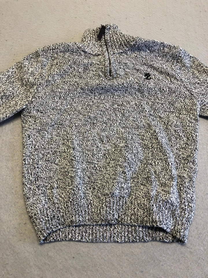 IZOD Youth Boy's Extra Small/6-7 Sweatshirt Gray/Black Knit 1/4 Zip Pullover - Image 2 of 4