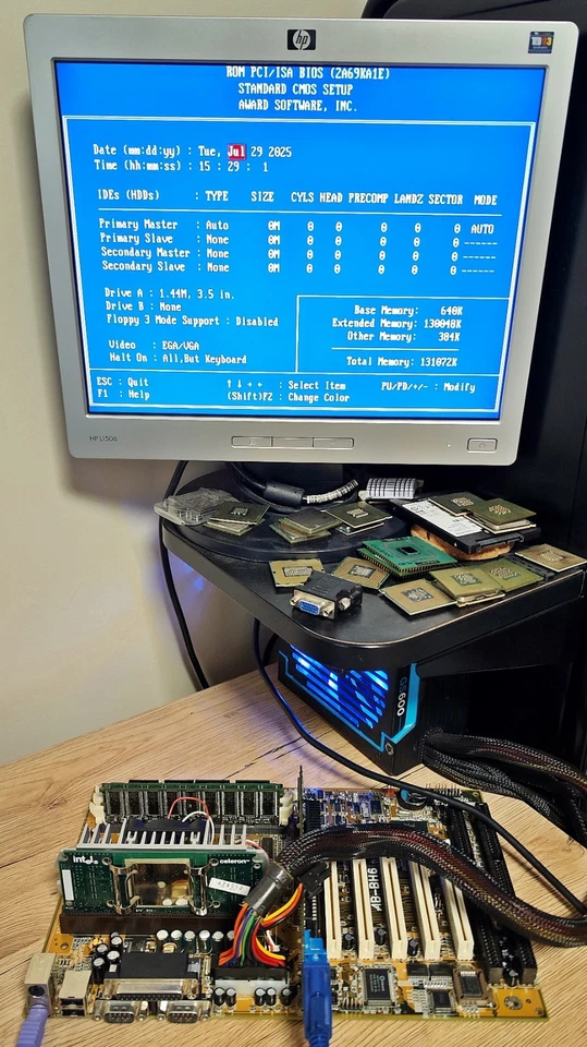 Abit AB-BH6 Slot 1 SDRAM AGP Intel 440BX Retro Vintage Motherboard +CPU +RAM - Image 2 of 4