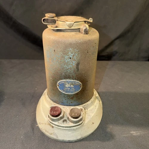 BEN Patents Ltd High Wycombe Antique 1932 Sparking Plug Cleaner - (2034)