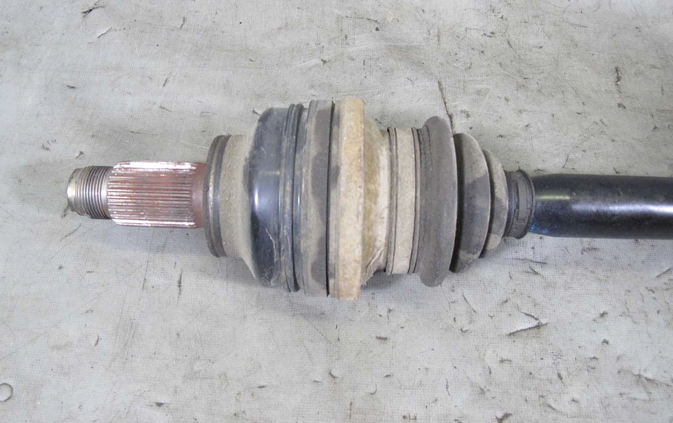 Eje trasero BMW E39 serie 5 CV eje automático 525i 528i 1997-2003 izquierda/derecha OEM Foto 2 de 4