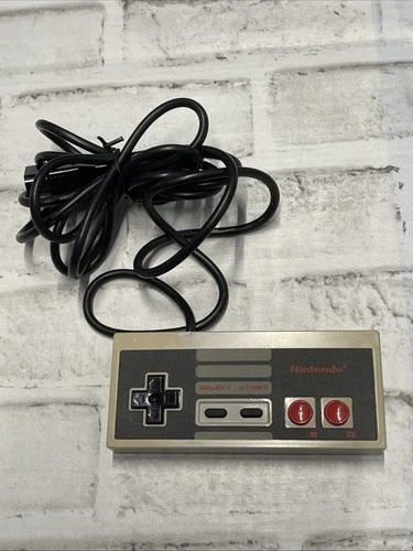 Nintendo NES Controller NES-004 Authentic Original OEM - FOR PARTS OR REPAIR Vtg