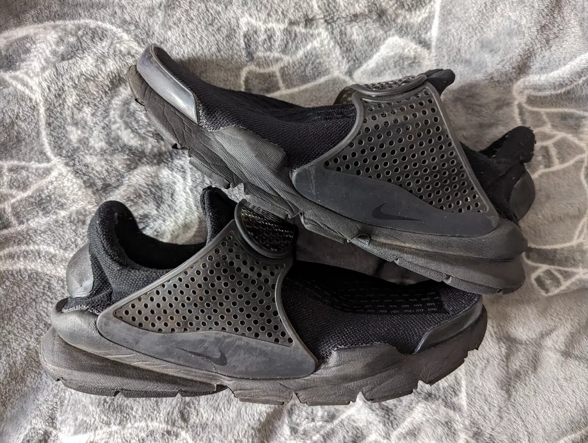 boys nike shoes size 12