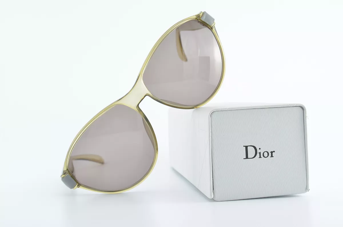 CHRISTIAN DIOR Optyl Sonnenbrille Mod. 2325 20 57 12 135 Lady