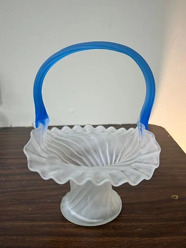 Vtg Fenton Basket Frosted Glass Ruffled Rim Turquoise Thumb Print Handle 9 1/2"