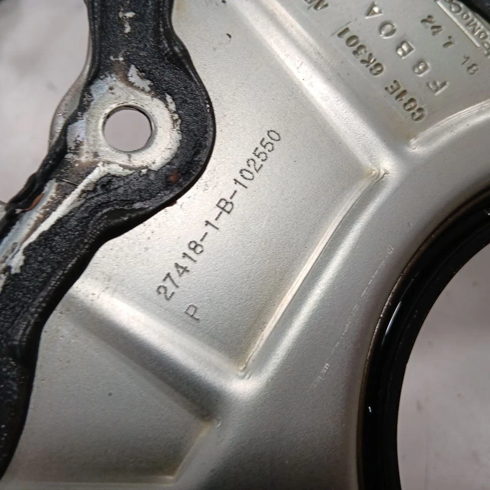 Carcasa de sello principal trasero Ford Taurus 2019 2018 2017 2016 2015 2014 2013 Foto 3 de 4