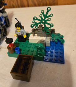 LEGO 5955 Adventurers: All Terrain Trapper - Dinosaurs - 100% w/box & manual 