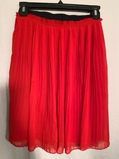 WOMENS MEDIUM ELASTIC WAIST 23-30 RED LINED PLEATED POLYESTER XXI SKIRT