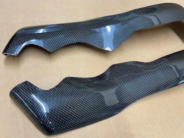 Honda CBR 600RR 2003-2004 FRAME cover  made from Carbon Fiber - Imagem 3 de 4