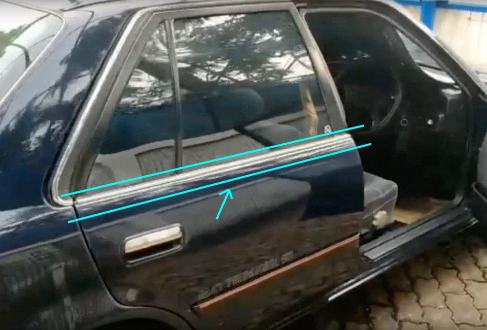 模塑后门皮带右手 LH 丰田 Corona AT170 CT170 ET176 ST170 NOS — 第 3/4 张图片