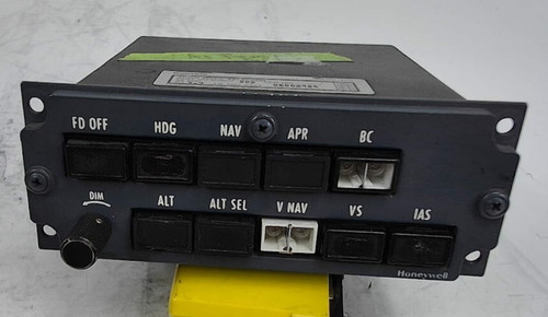 Selector - AP/FD Model Honeywell MS-205 (CORE)