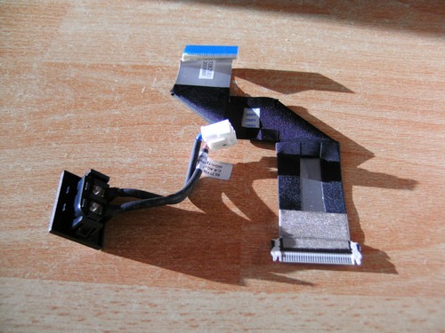 Toshiba LCD Fernseher Model 22DV722G LVDS / T-con Kabel + Netzbuchse