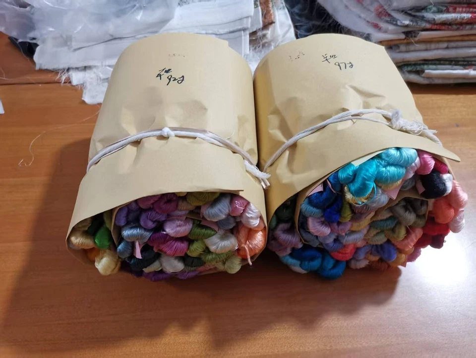 189Colors 100%mulberry silk,hand-dyed velvet flowers Twistless silk floss/thread - Image 2 of 4