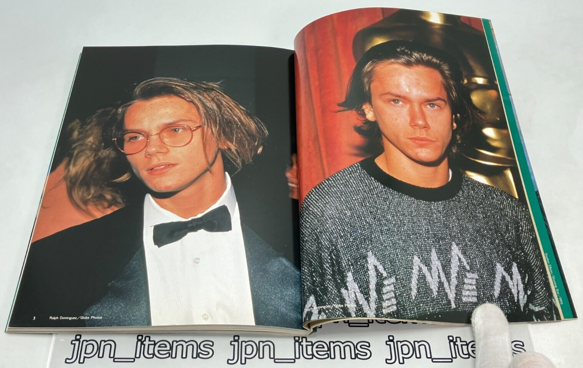 River phoenix Deluxe Color Cine Album 49 Photobook 1993 OOP River phoenix Deluxe Color Cine Album 49 Photobook 1993 OOP