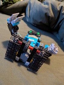 LEGO Creator: Robo Explorer Set #31062 205 Pieces - No Box Retired