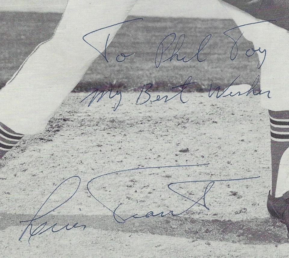 Signed 8x10 Luis Tiant Cleveland Indians Pitcher 1964-69 Red Sox 1972-78 (d2024) - Image 2 of 2