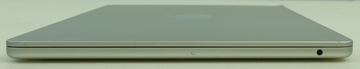 Apple MacBook Air M2 13" 2022 M2 8 LPDDR5 26.3 5