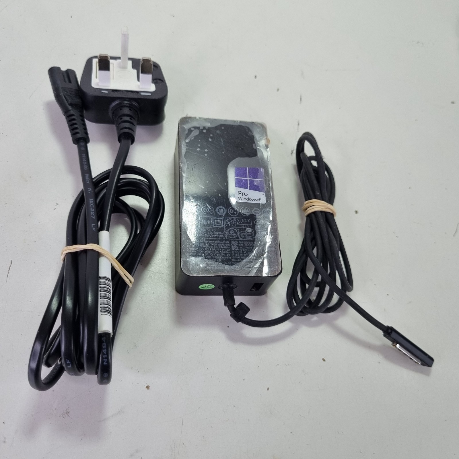 Microsoft Surface Pro 2 Tablet 12V 3.6A Power Adaptor Genuine With UK Plug