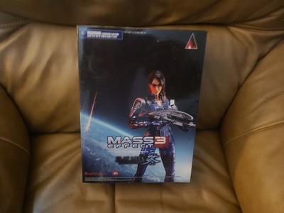 NEW Play Arts Kai Mass Effect 3 Ashley Williams Action Figure Statue Collectible