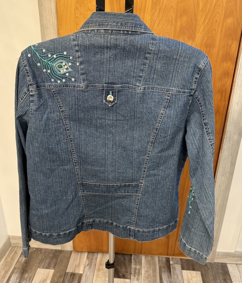 denim Jacket Sequined Size Large Rhinestones Butt… - image 2