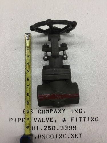 Forged Steel Gate Valve 1-1/2" NPT x Socket Class 800 API Trim #5 Mfg: SWI - Picture 8 of 9