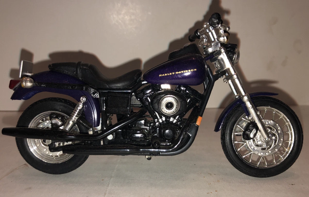 Maisto 1 18 Harley Davidson 31760 2000 FXDX Dyna Super Glide