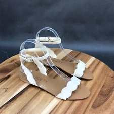 Sole Society Beige Adjustable Ankle Strap Flat Sandals Womens Size 6 B