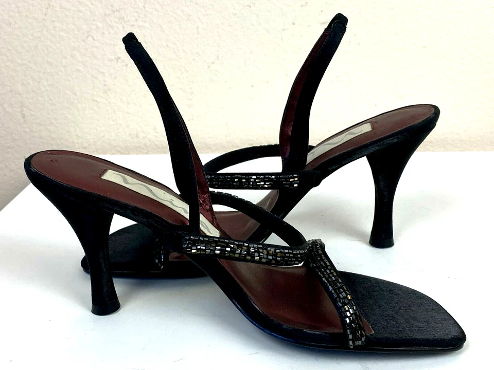 Sandalia negra con tiras Nina Vovan 6,5 M tacón de gatito cuentas punta abierta defectos de fiesta Foto 3 de 4