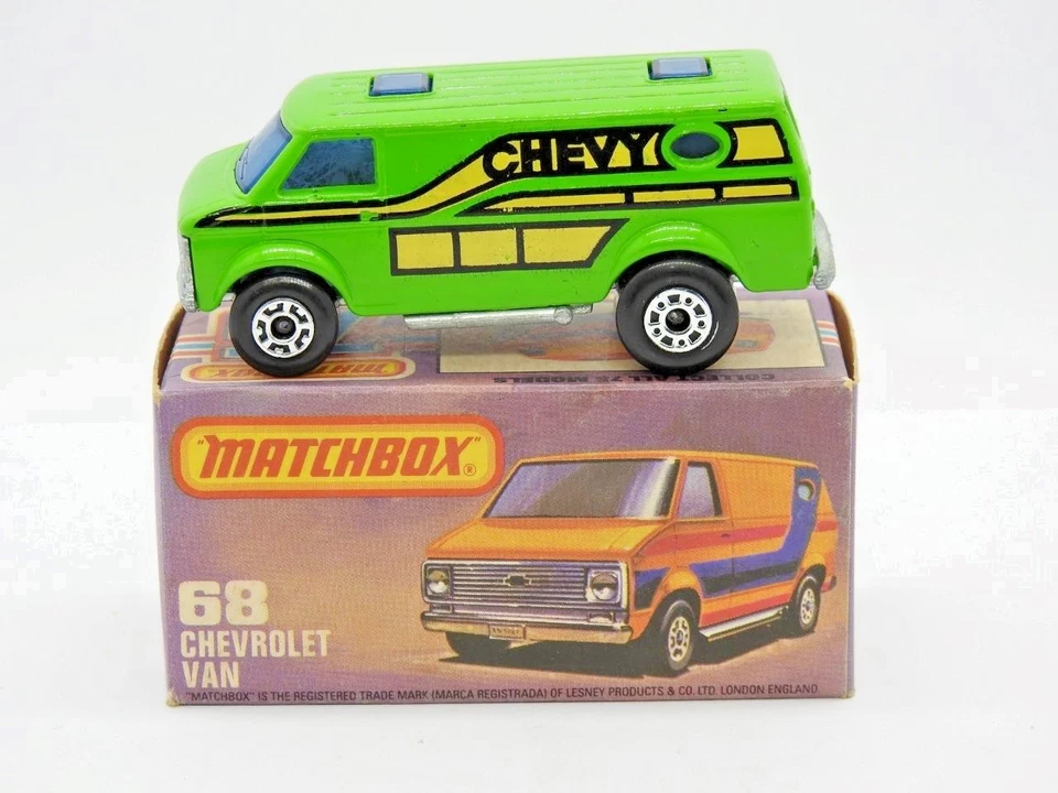 MATCHBOX SUPERFAST No.68 CHEVROLET VAN GREEN CHEVY 1981-82 VVNM BOXED AND UNUSED - Image 3 of 4