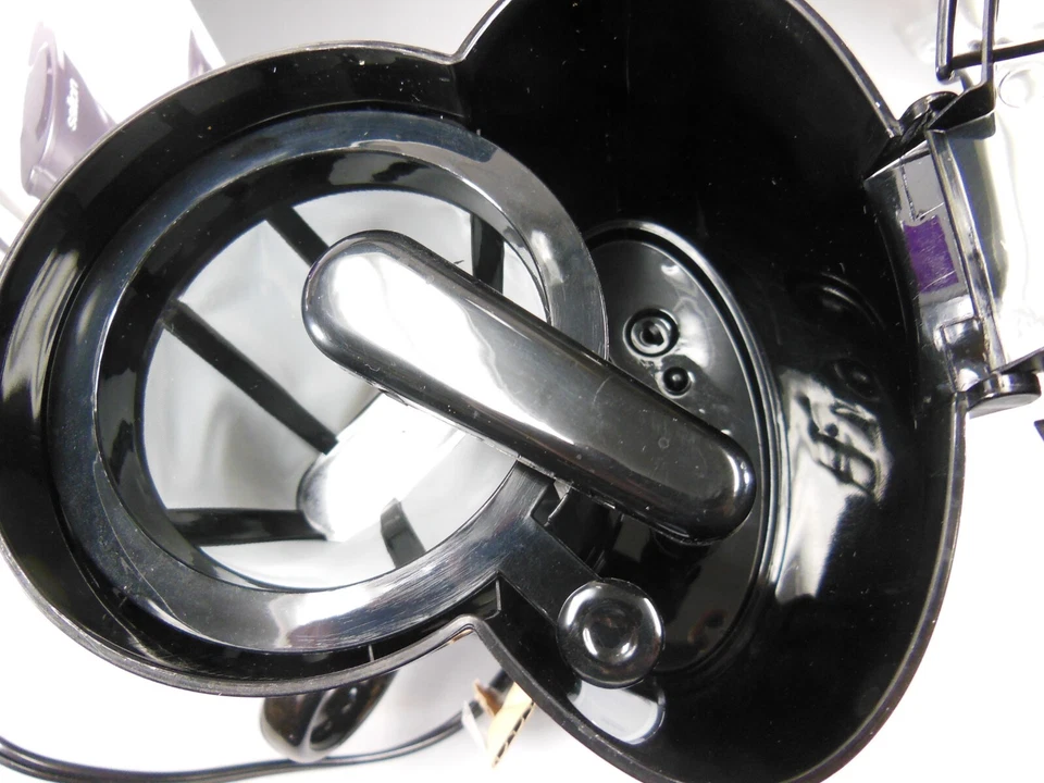 Cafetera Salton Ahorro de Espacio 1 TAZA con FILTRO Y TAZA Negra Nueva en Caja Foto 3 de 4