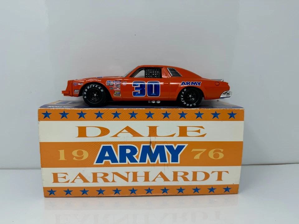 Acción Nascar #30 Dale Earnhardt Sr Ejército 1976 Chevy Malibu 1:24 Diecast Foto 3 de 4
