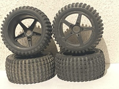 Vier(4)Buggy-Truggy Off-Road Komplett-Räder-17mm-sechs Kant/Mitnehmer,gebraucht.