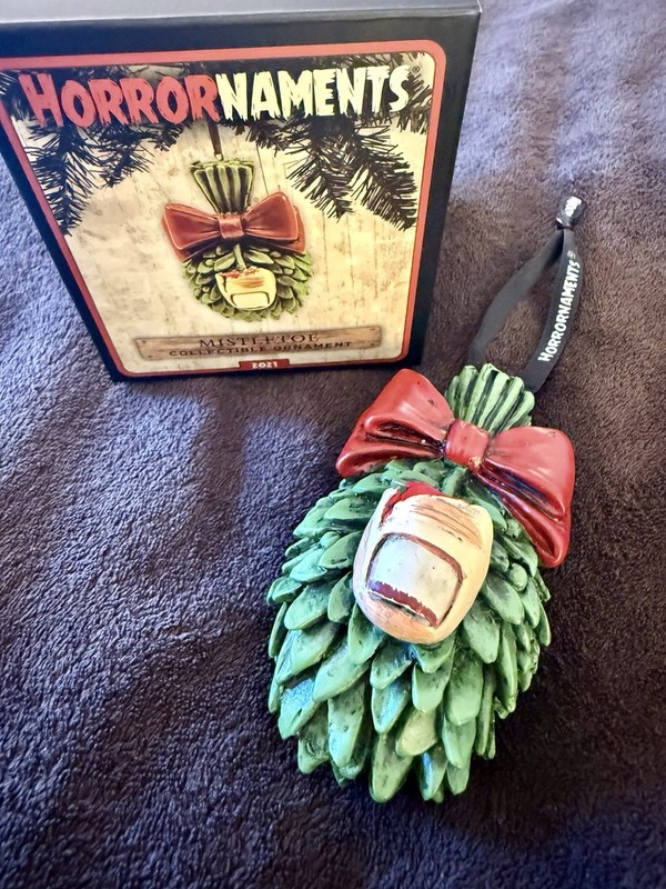 Horrornaments Mistletoe 2021 Collectible Ornament