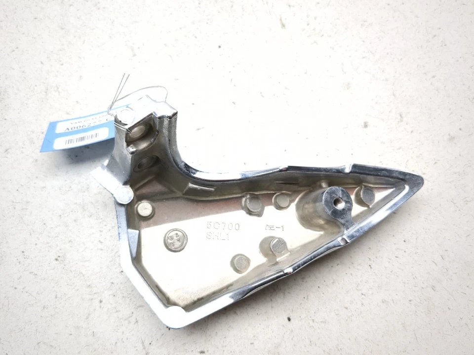 08-17 Yamaha Raider XV1900 CU Faro Izquierdo Cromo Borde Carenado Cubierta Panel Foto 4 de 4