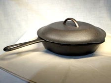 FULLY RESTORED No 8 Cast Iron Skillet WITH LID 10-1/2" Lodge Unmarked 1950's