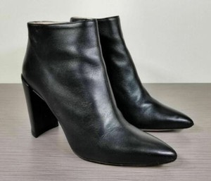 stuart weitzman pure bootie