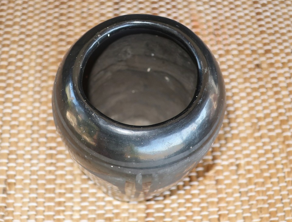 Vintage Santa Clara Pueblo Black On Black Pottery Vase Beautiful eBay