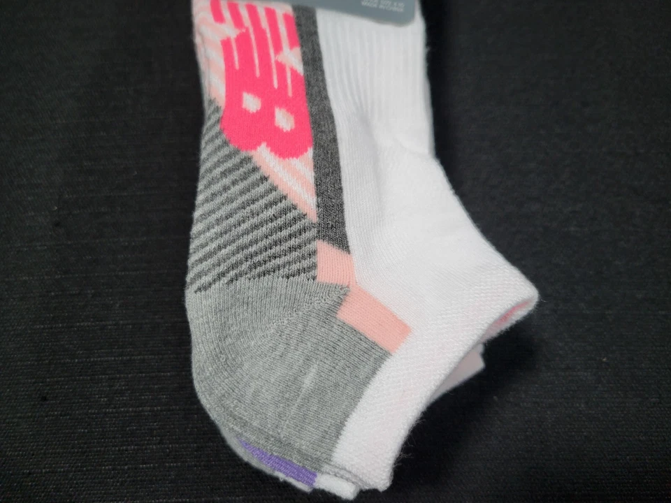 Calcetines acolchados New Balance Performance 6 Prs corte bajo para mujer talla 4-10 blancos Foto 2 de 4