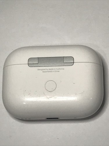 Apple AirPods Pro 2nd Gen Charging Case Replacement Only A2700 - Picture 2 of 9