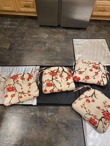 4 Indoor Chair Cushions Cream & Red Asian Flowering Branch Tufted Cushions Set