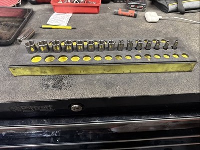 Snap On 15pc Metric 3/8 Chrome Mid Depth Socket Set 6mm-20mm With Foam